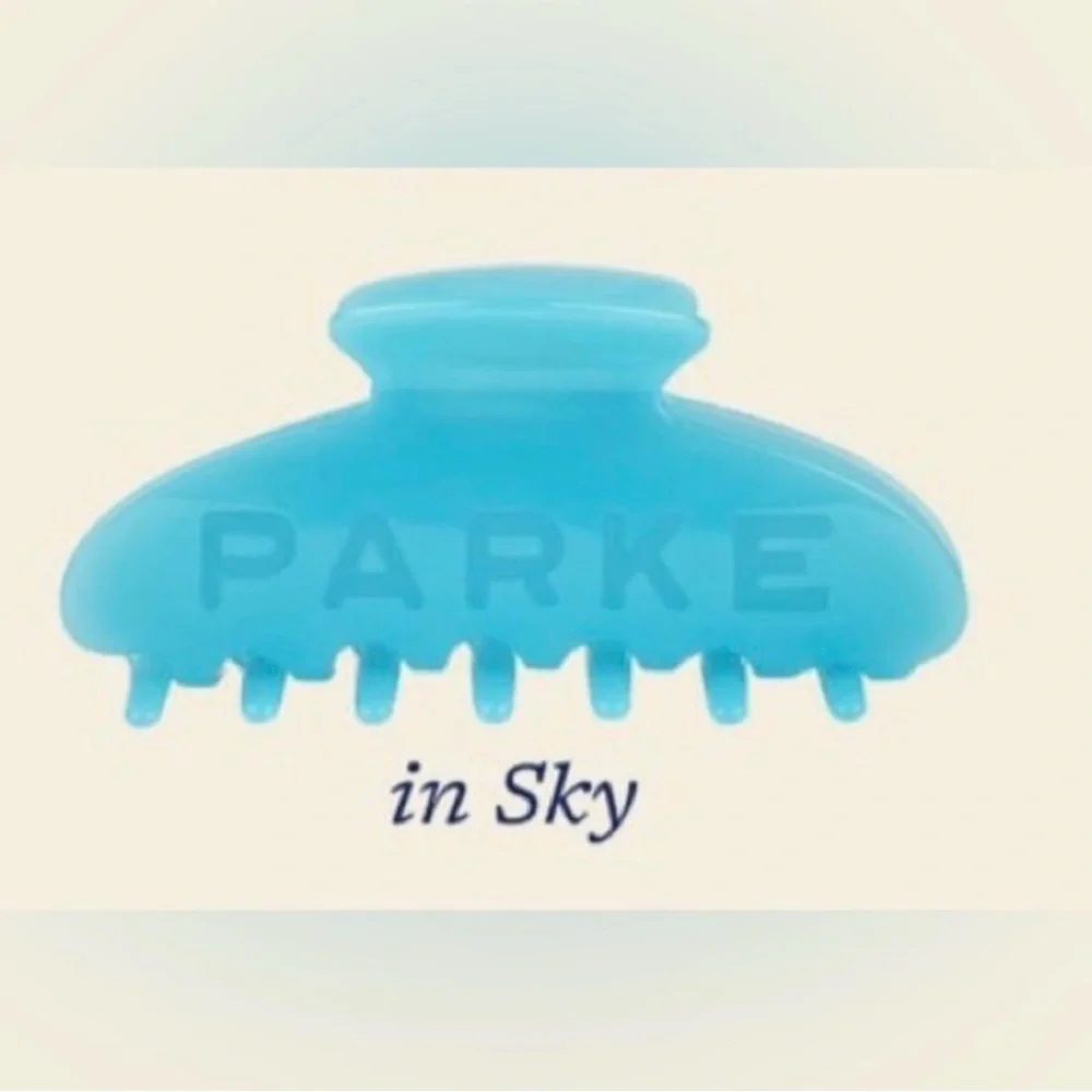 Parke Claw Clip Sky NWT - Picture 2 of 9